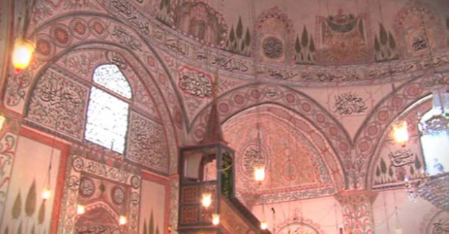 Camiler ve tekkeler şehri Yakova