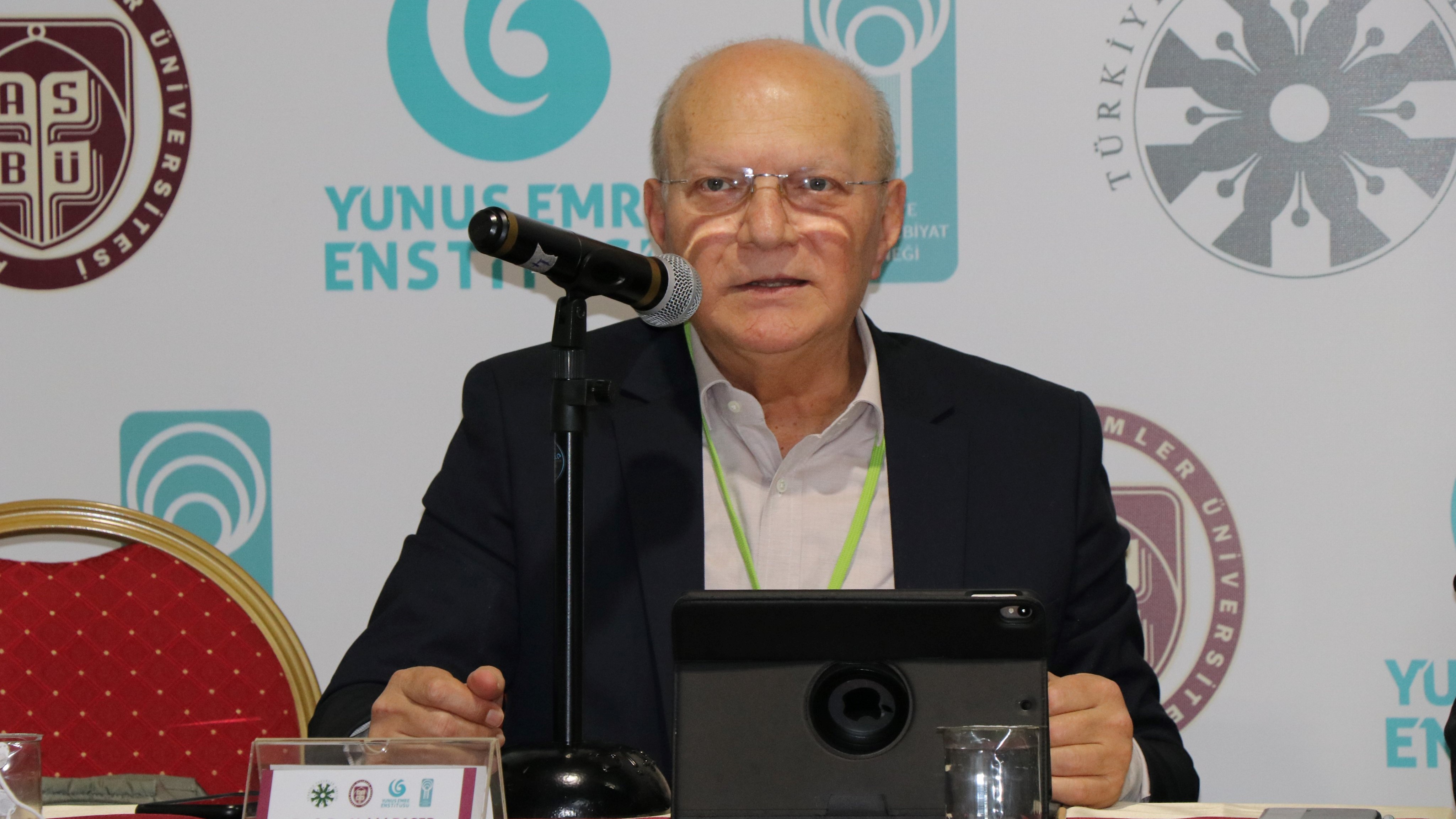 Vehbi Başer: Muhafazakâr programın kifayeti ve Türk dili akademisi kurulması hakkında bazı görüşler