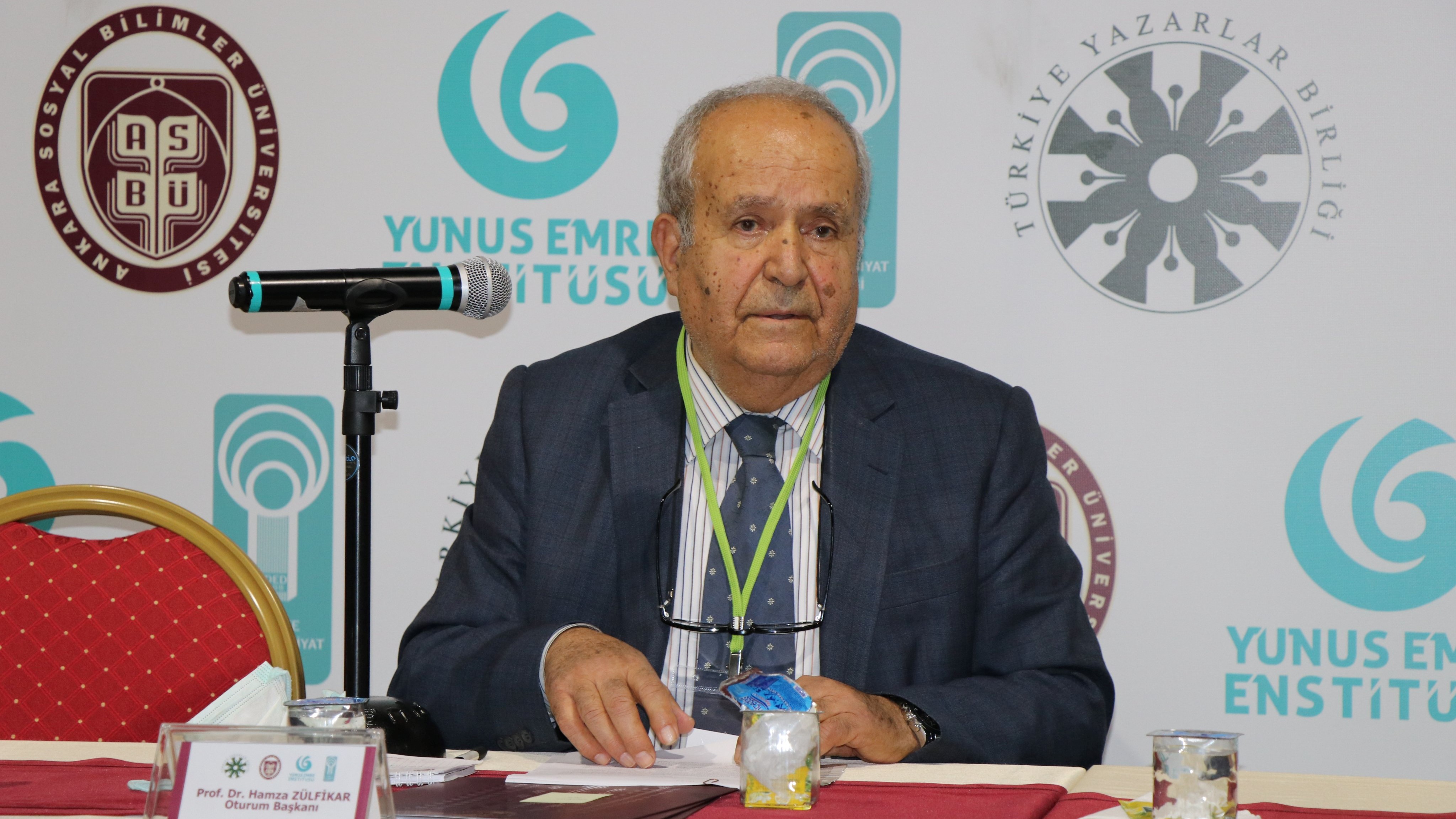 Prof. Dr. Hamza Zülfikar: Türkçede Batı kökenli kelimelerin yayılışı