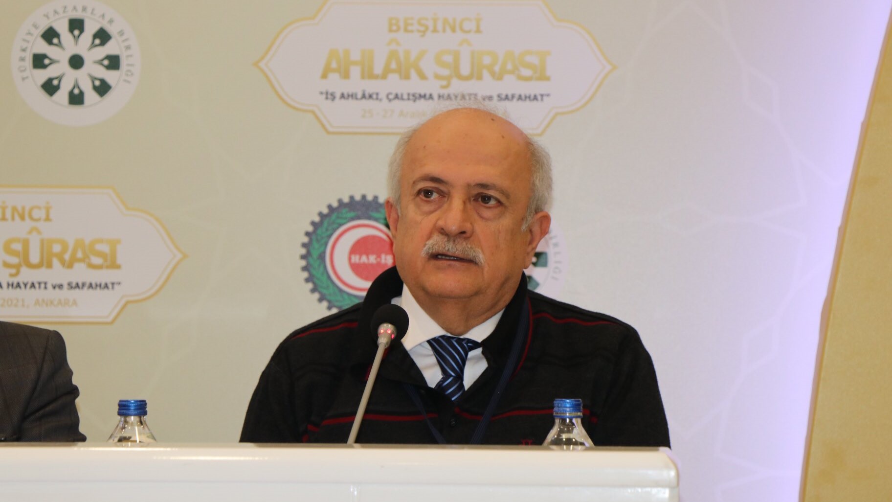Prof. Dr. Sefa Saygılı: Sosyal Psikoloji Açısından Safahat