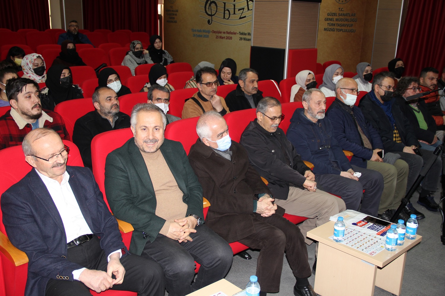 "İstiklâl Marşı’nın her kelimesi şerh edilmeli"