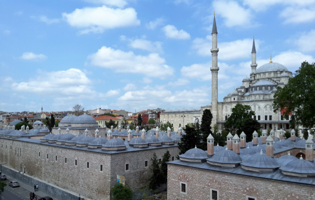 Geciken Islâhat ve Medreselerin Kendi Kaderleriyle Baş Başa Bırakılma Süreci