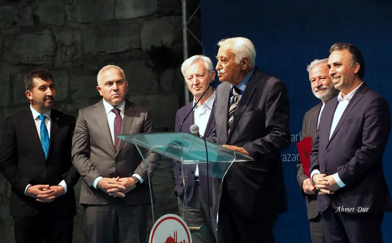 TYB'nin "Yılın Yazar, Fikir Adamı ve Sanatçıları" ödülleri sahipleriyle buluştu