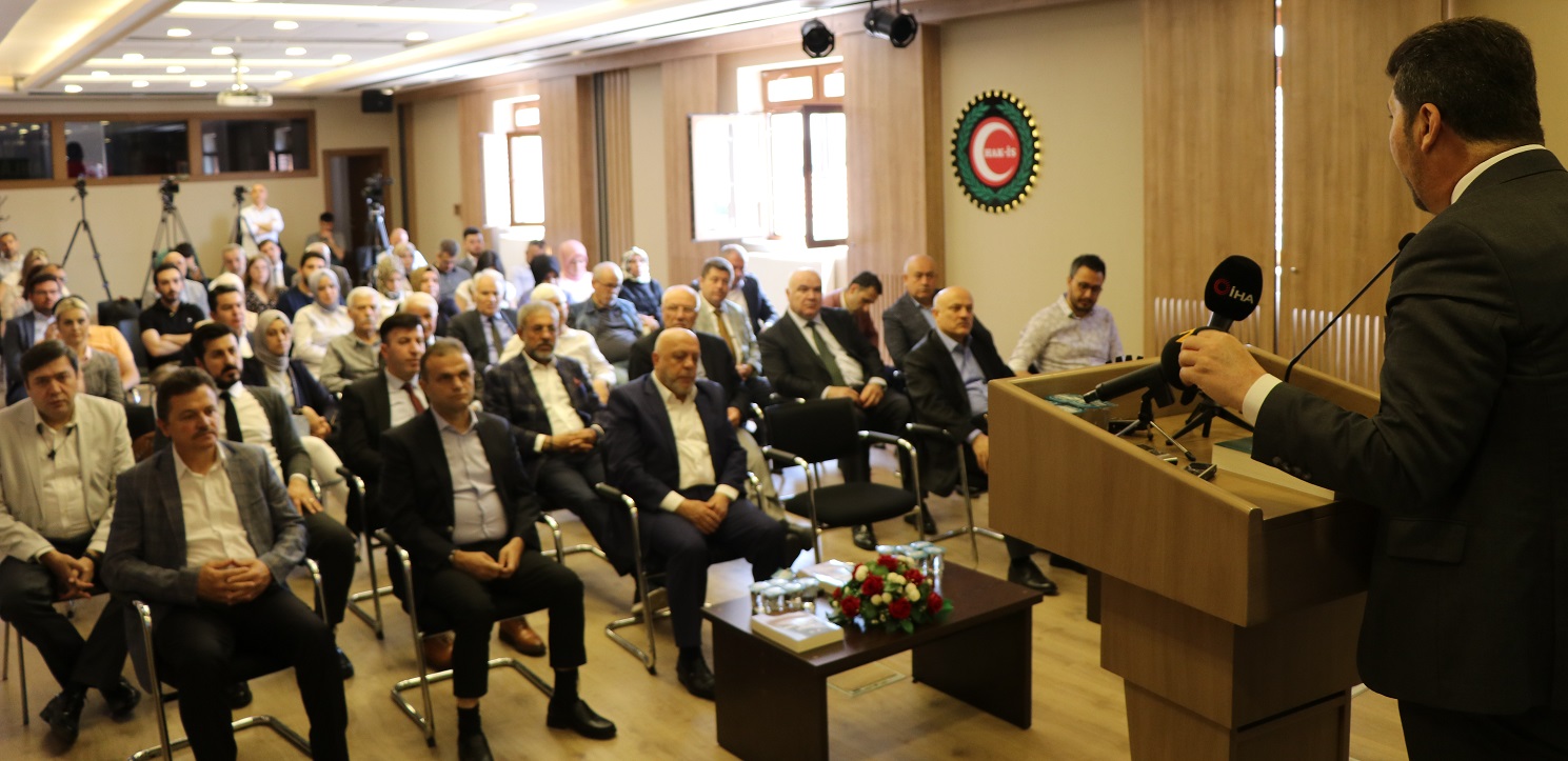 “Emek ve İş Ahlâkı” kitabı tanıtıldı