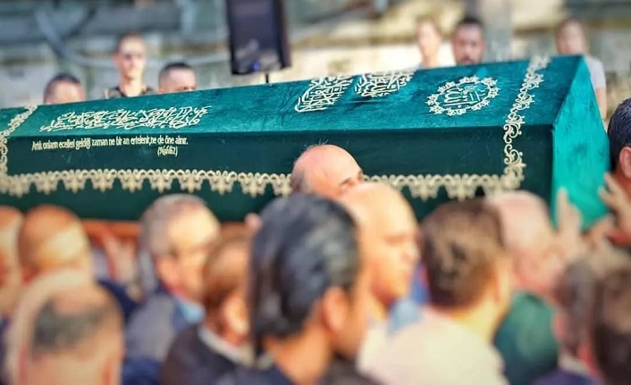 Rasim Özdenören’in cenaze töreninden notlar