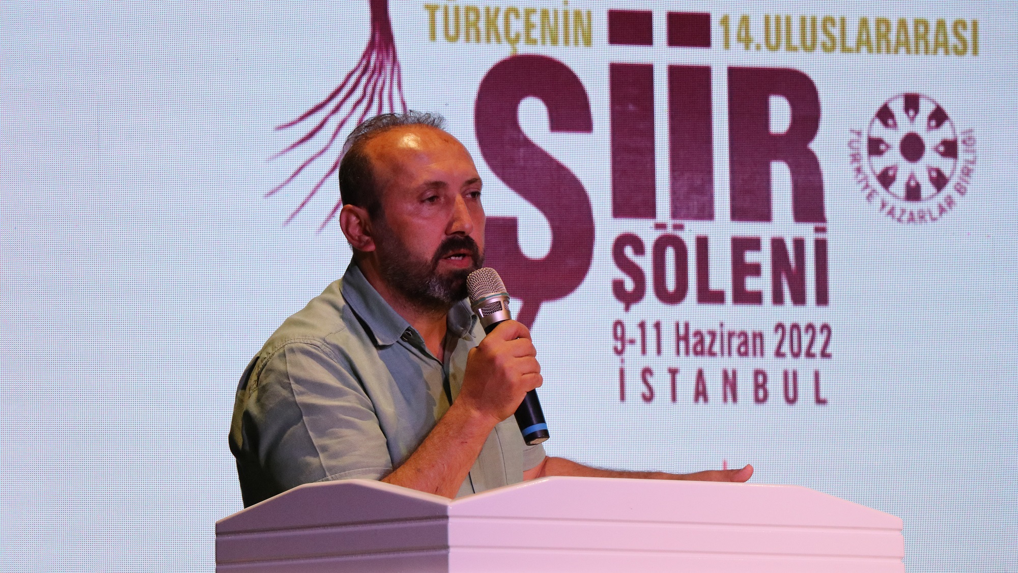 İlhan Kurt: Gölgesi Miskin Yatırlar
