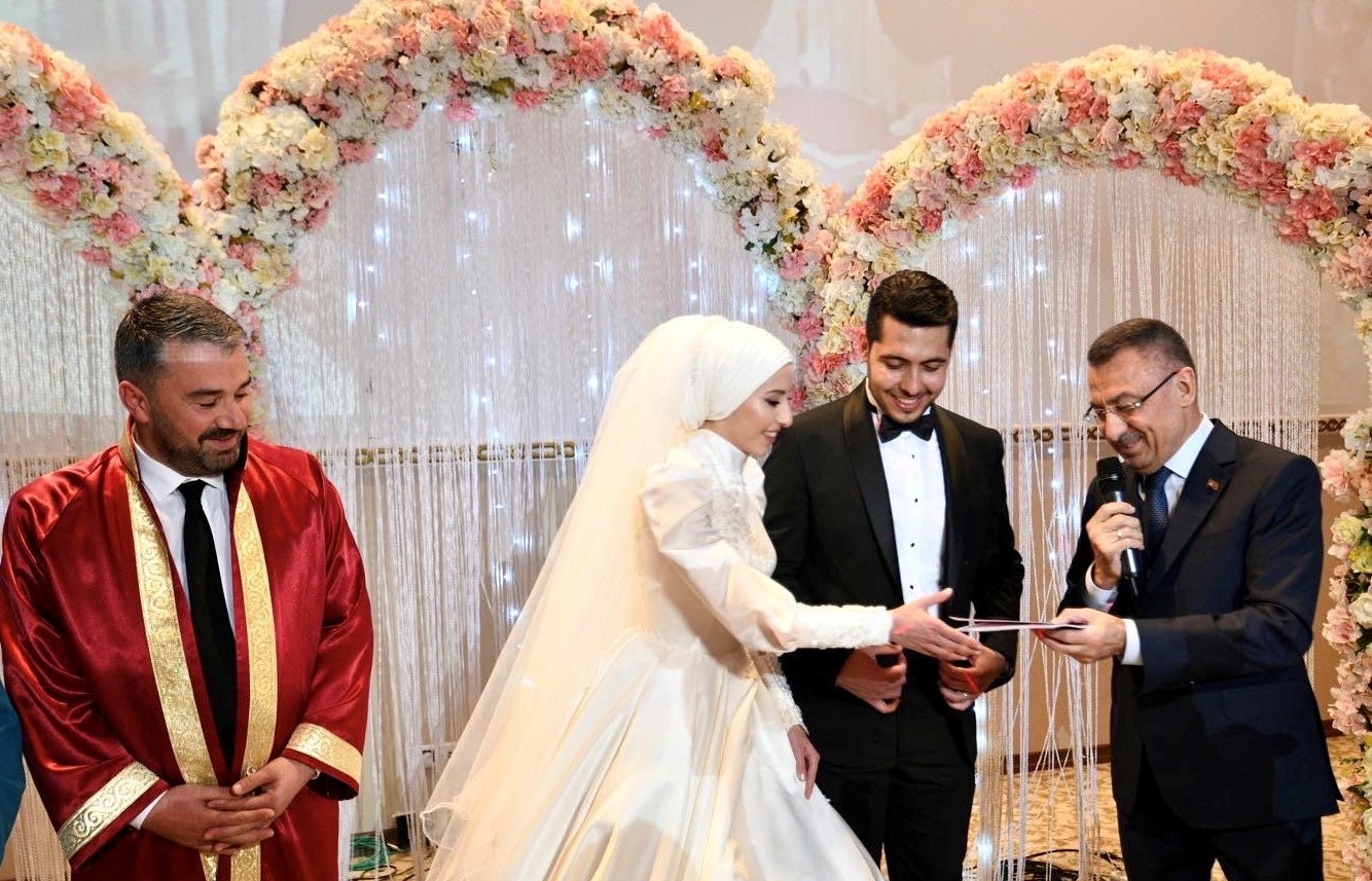 TYB Genel Başkanı Arıcan oğlunu evlendirdi