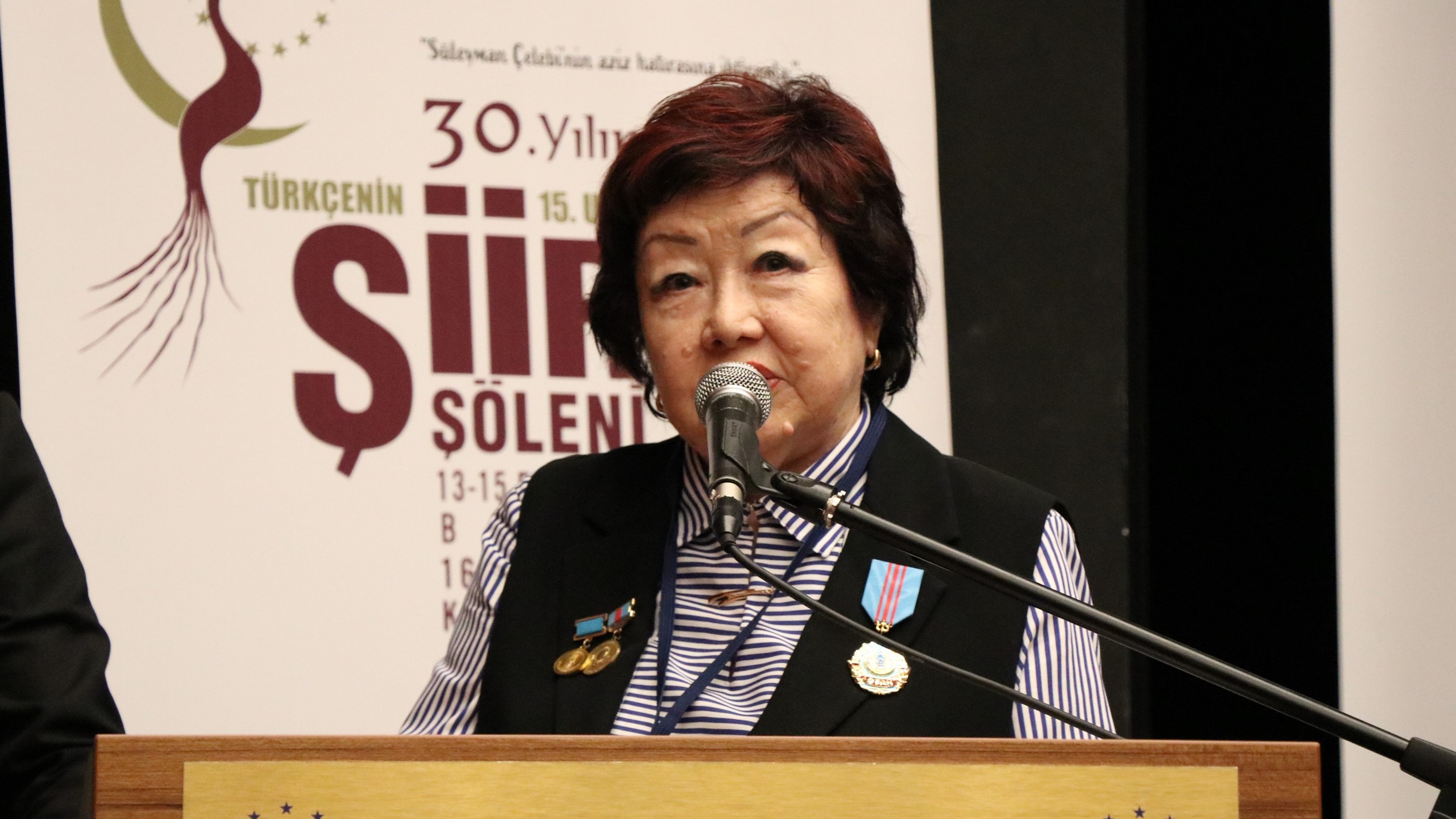 Akushtap Baktygareeva: Yesevî mekanı Kazakistan'dan selamlar