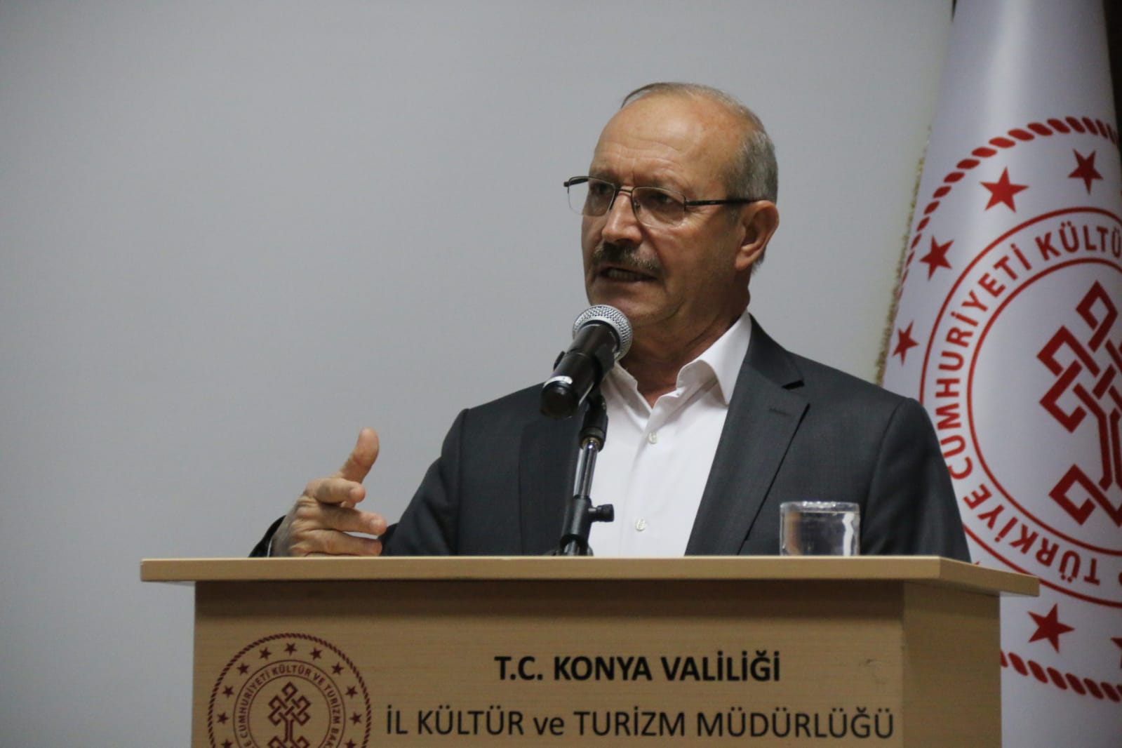 TYB Konya Şubesinde Mevlevilik Algı ve Anlatıları Paneli Yapıldı