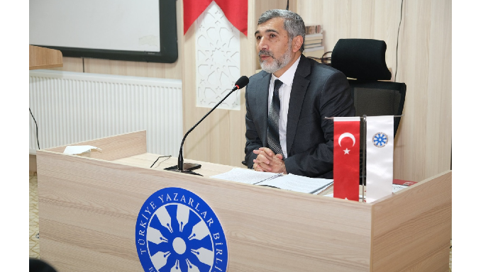Maskelerle Dolaşıyoruz.