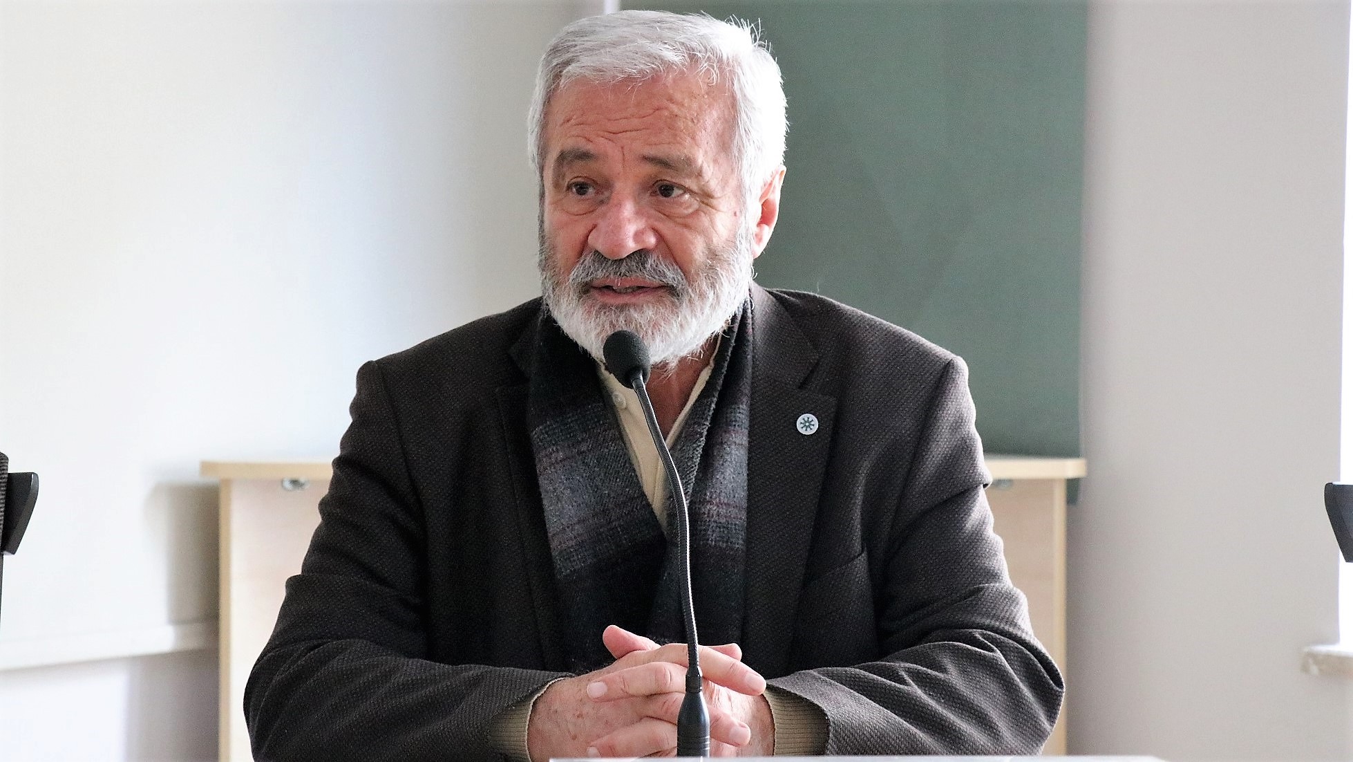 D. Mehmet Doğan İstanbul’dan gelen öğrenci ve öğretmenlere Âkif’i anlattı