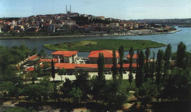 Bahariye Mevlevihanesi küllerinden doğdu