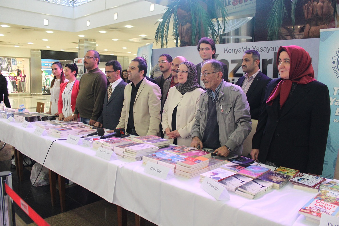 Konyalı yazarlar okurlarıyla buluştu
