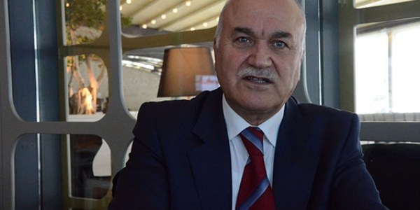 Doç. Dr. Halil Ürün ile "Siyaset ve Sanat Üzerine" Bu Akşam 18.00'de