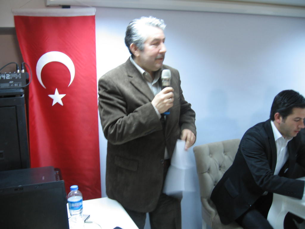 TYB Genel Mali Sekreteri'nden İzmir Şubeler toplantısı izlenimleri