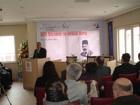 Türkiye Yazarlar Birliği'nin İlim Yayma Cemiyeti ile birlikte düzenlediği üç gün sürecek Milli Mücadele ve İstiklâl Marşı temalı Mehmed Âkif Ersoy 5.Bilgi Şöleni  başladı.