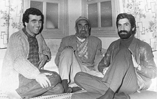 Acıya dokundular, gamı, derdi söylediler