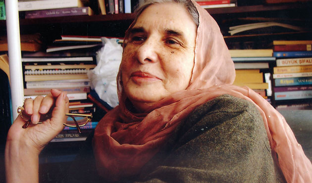 İsmail Kara'nın kaleminden Ayşe Şasa