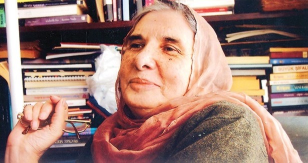 Ayşe Şasa dua bekliyor