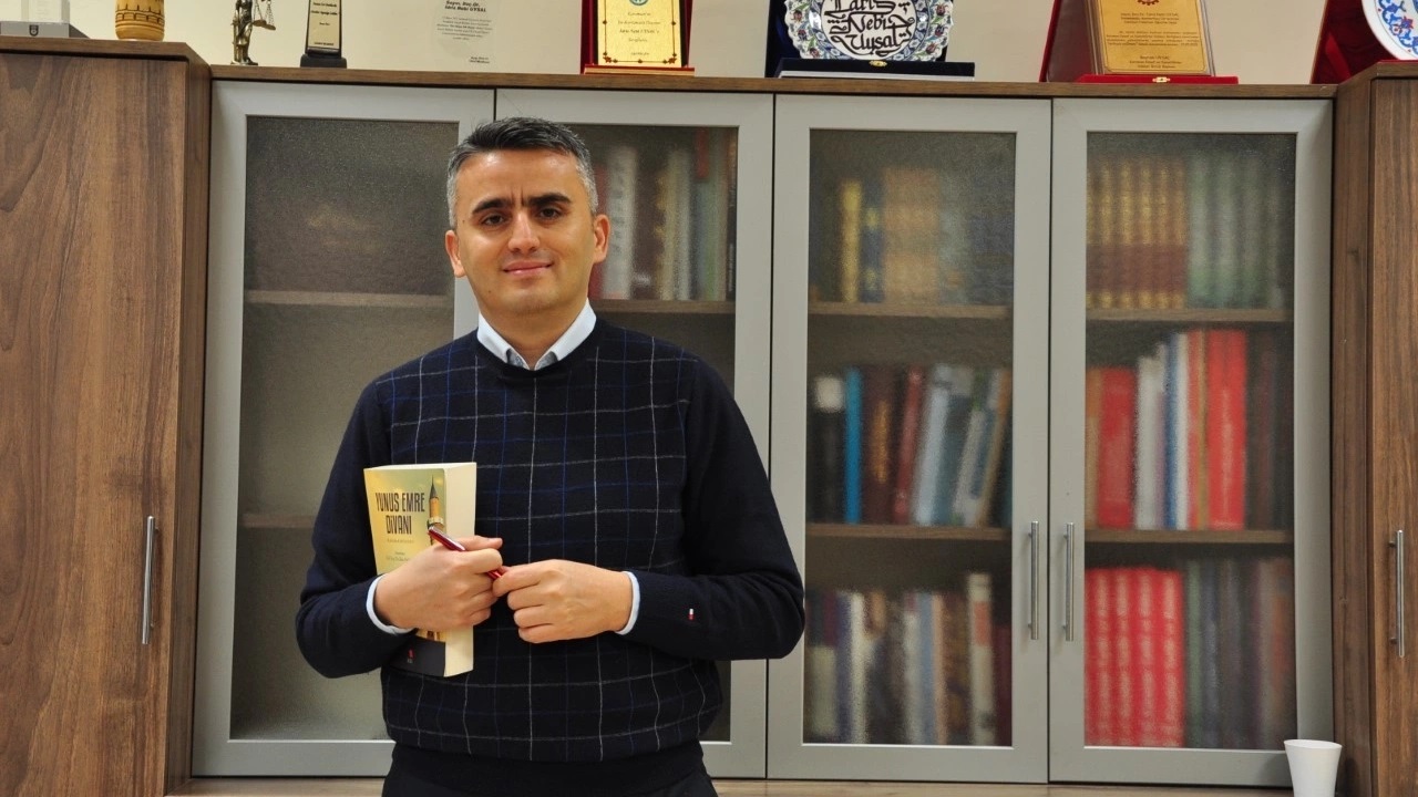 Prof. Dr. İdris Nebi Uysal: Mehmet Akif’in Türkçesi