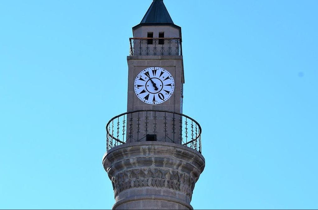 Mustafa Aydoğan: Nesnelerin Hikâyesi: Saat