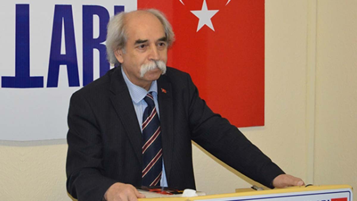 Doç.Dr.Zeki Gürel: TÜRKİSTAN’DAN BALKANLARA... ANA YURDU BUHARA’DAN BABA YURDU İPEK’E MİLLÎ ŞAİRİMİZ MEHMED ÂKİF ERSOY