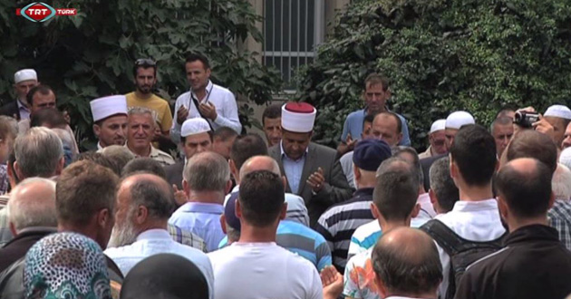 Üsküplü hacıların ilk durağı Eyüp oldu