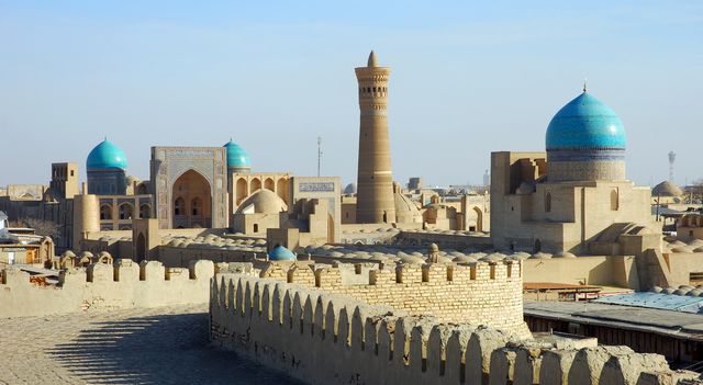 Eyleminin merkezine ilmî çalışmaları koydu