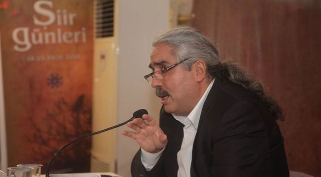 Samimiyetle ancak şair sunilikten kurtulur