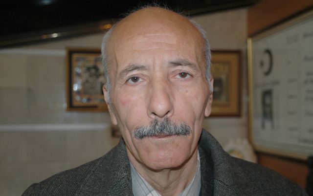 Özü düzdü, sözü közdü Âşık Gülhani'nin