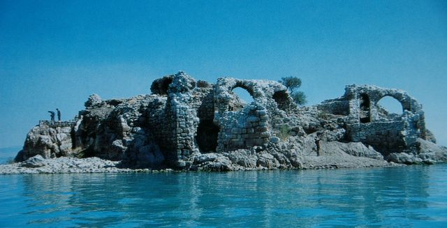 Ne işi vardı hile ile, mimarlığını yapsaydı