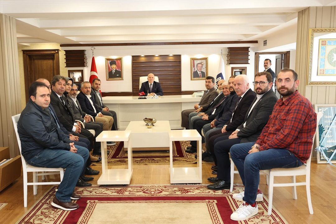 “Başkan Sekmen, Erzurum'un medeniyet şehri olması için  büyük gayret gösteriyor"