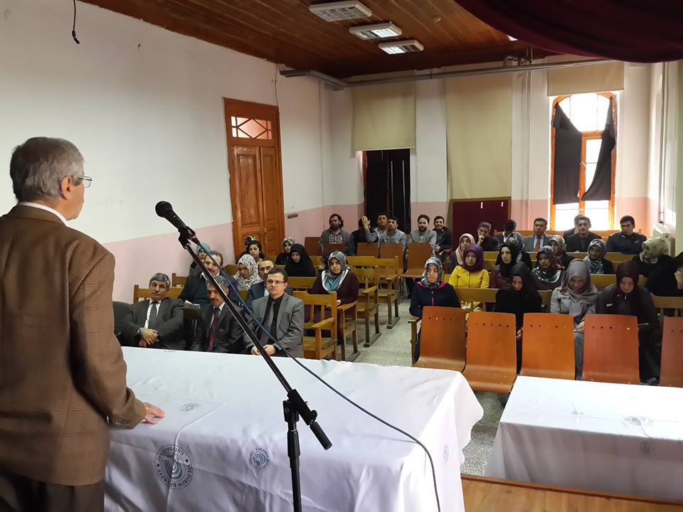 TYB Vakfı Başkanı D.Mehmet Doğan, Yıldırım Beyazıt Üniversitesi'nde konferans verdi