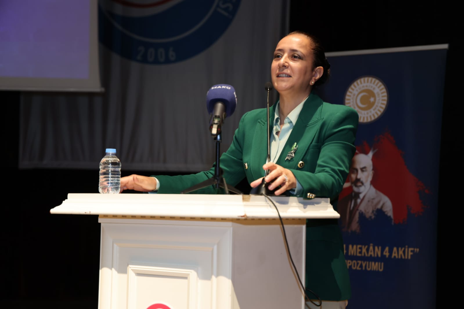 Vali Bilgihan: “Mehmet Âkif Zamansız ve Mekânsız Bir Değerimizdir”