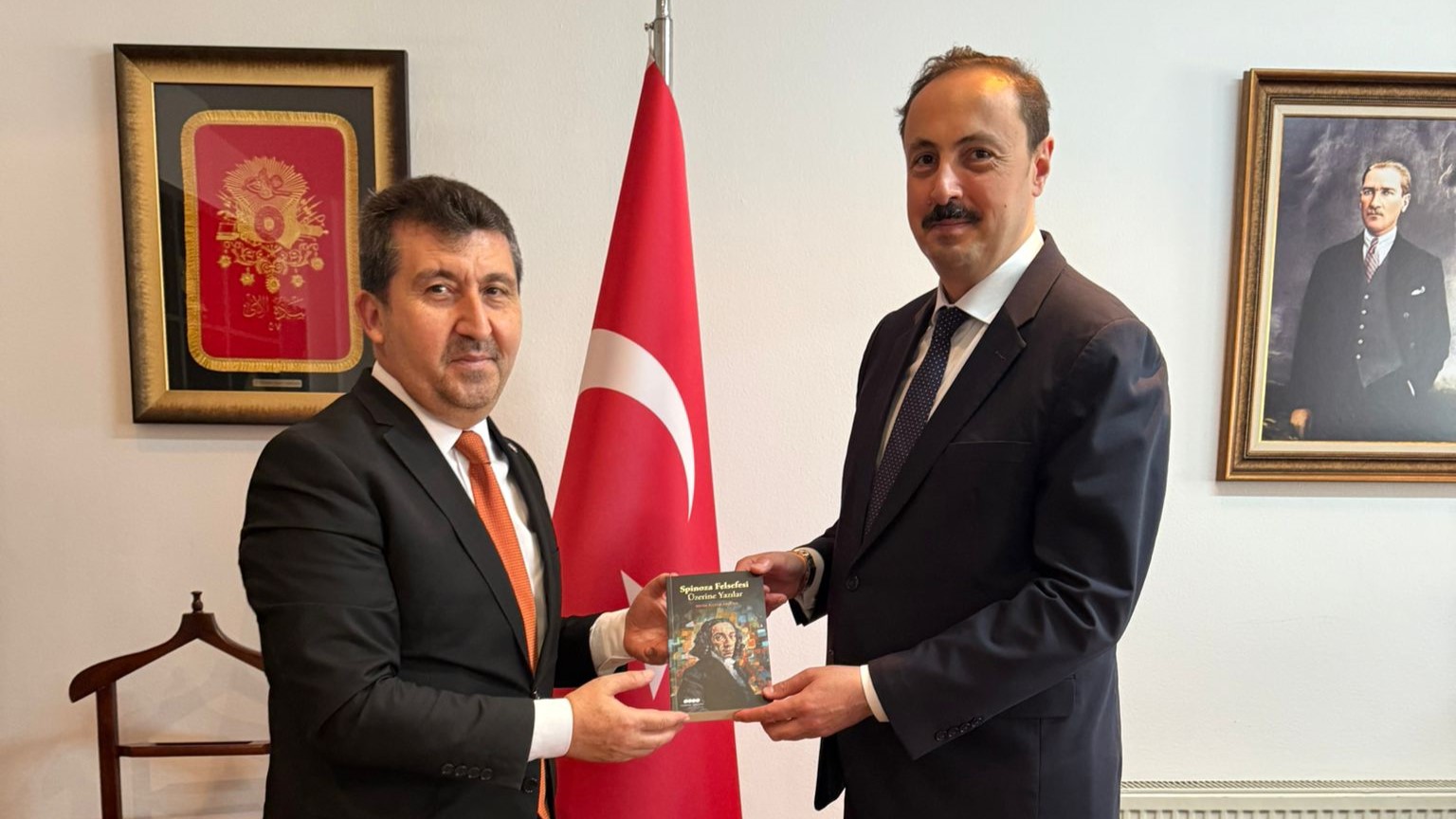 TYB Başkanı Arıcan Üsküp Büyükelçisi Ulusoy’u ziyaret etti