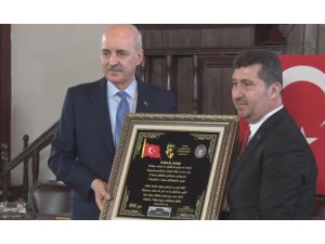 TBMM Başkanı Kurtulmuş: “İstiklal Marşı bizim milletimizin yürekten gelen avazıdır”