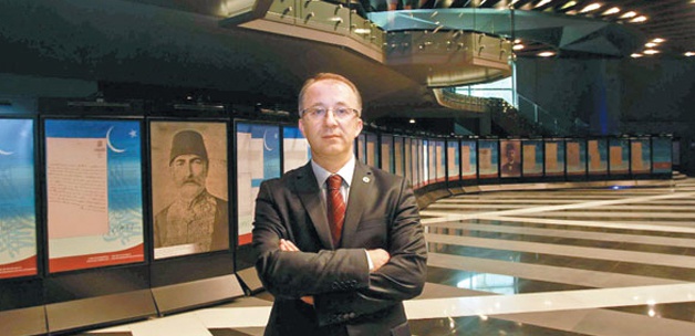 Uğur Ünal: Ermenileri arşive bekliyoruz