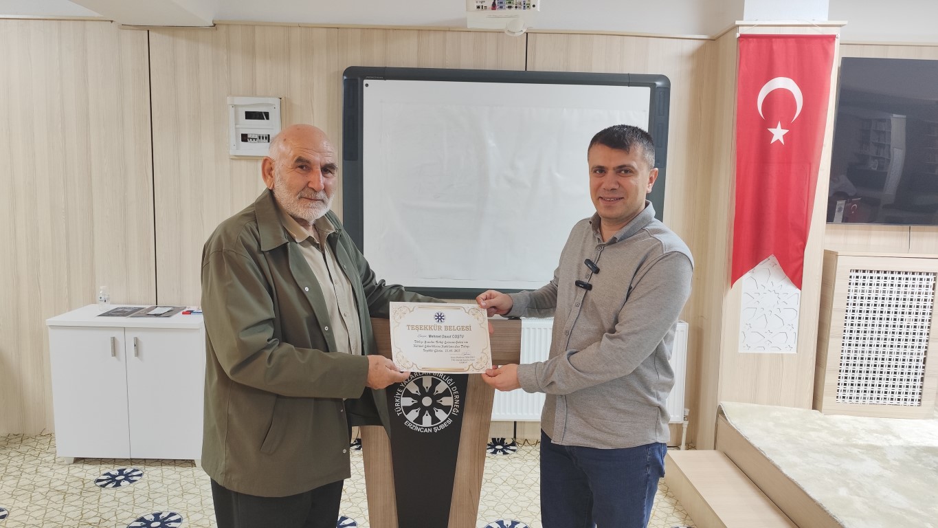Dr. Coştu Anlattı: İngiltere'deki Türklerin Dini ve İsim Seçimleri