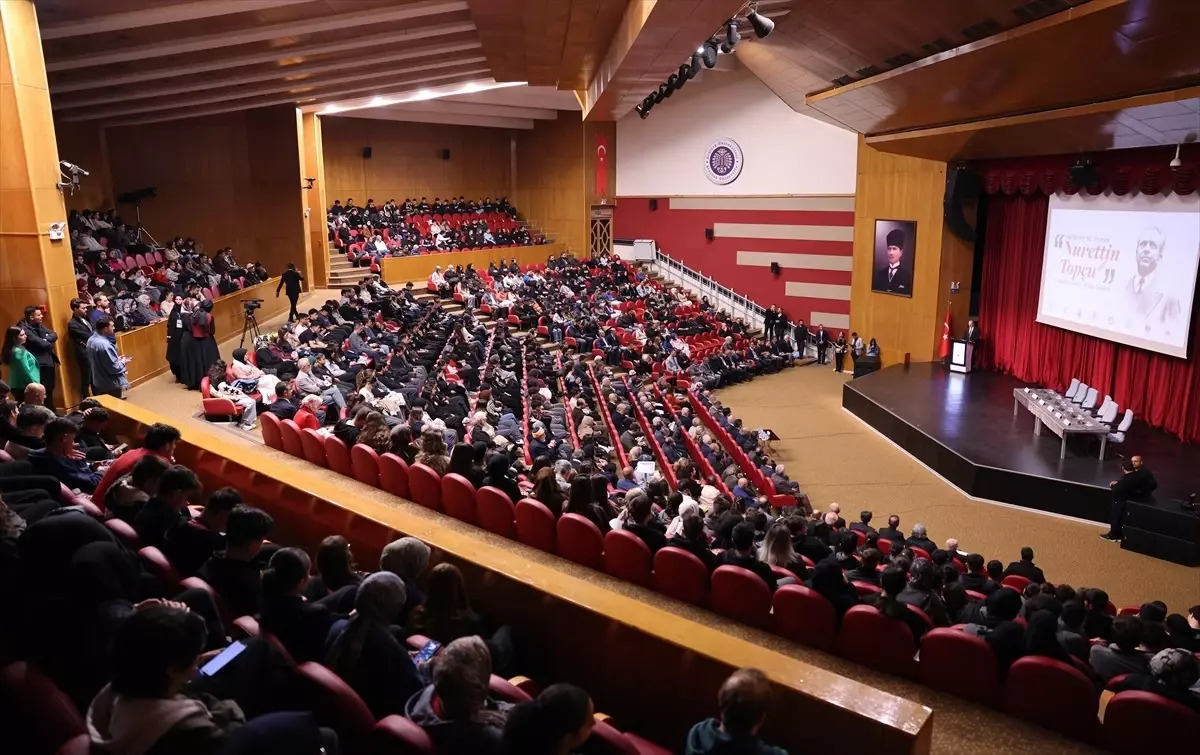 Nurettin Topçu Bilgi Şöleni Erzurum'da Başladı