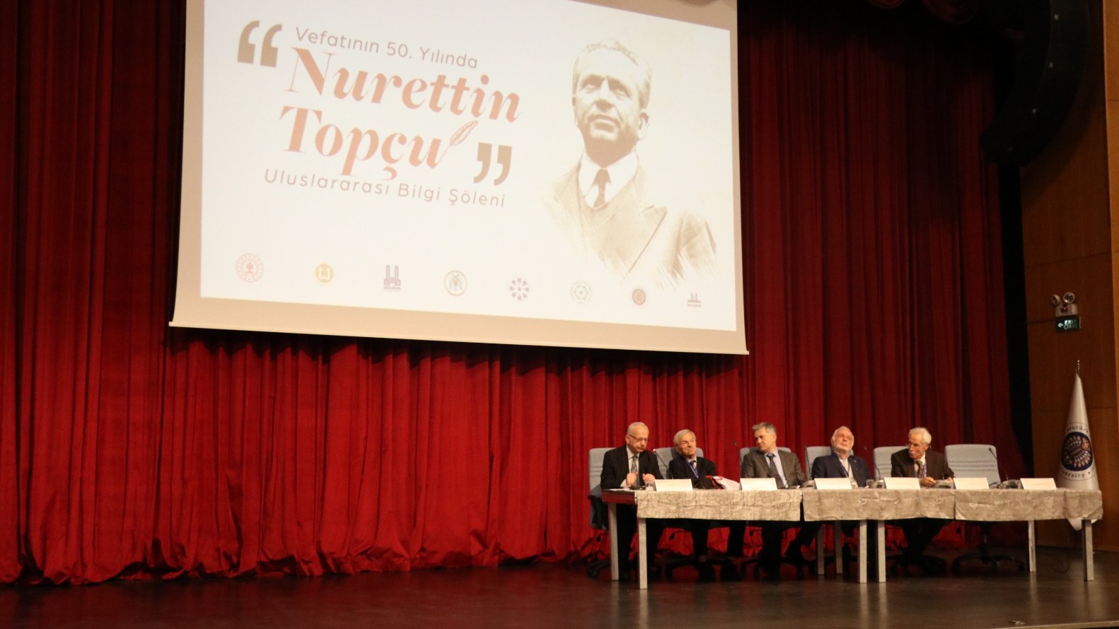 Nurettin Topçu Uluslararası Bilgi Şöleni Erzurum'da devam ediyor