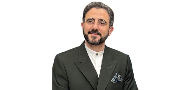 Mahmut Ay: Doğu’nun Batı karşısındaki hazin öyküsü