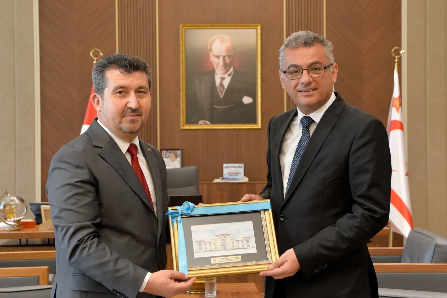 Genel Başkan Arıcan, Cumhurbaşkanı Erhürman'ı ziyaret etti