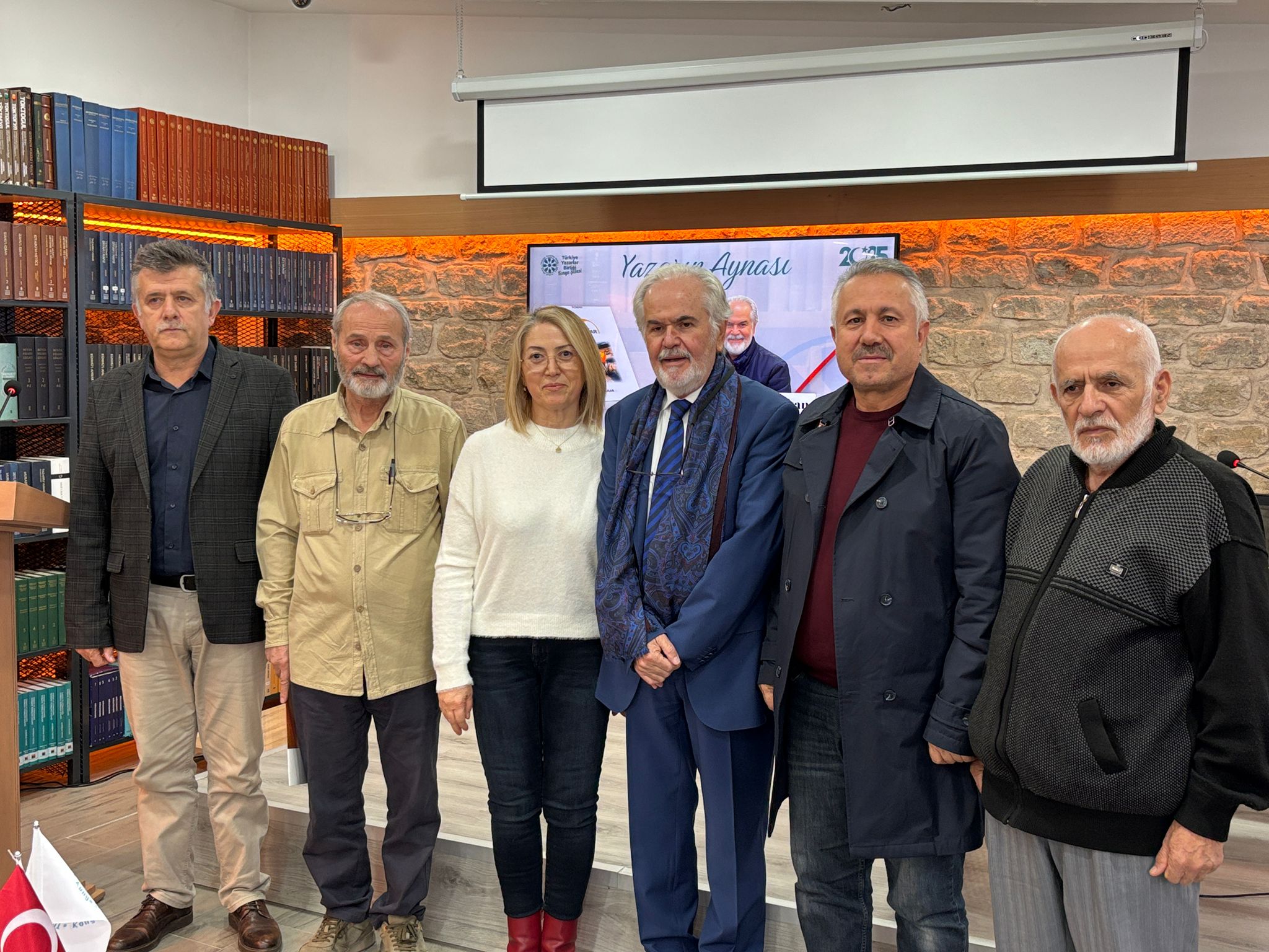 TYB Konya Şubesi’nde “Mevsim Hep Acıbahar” Konuşuldu