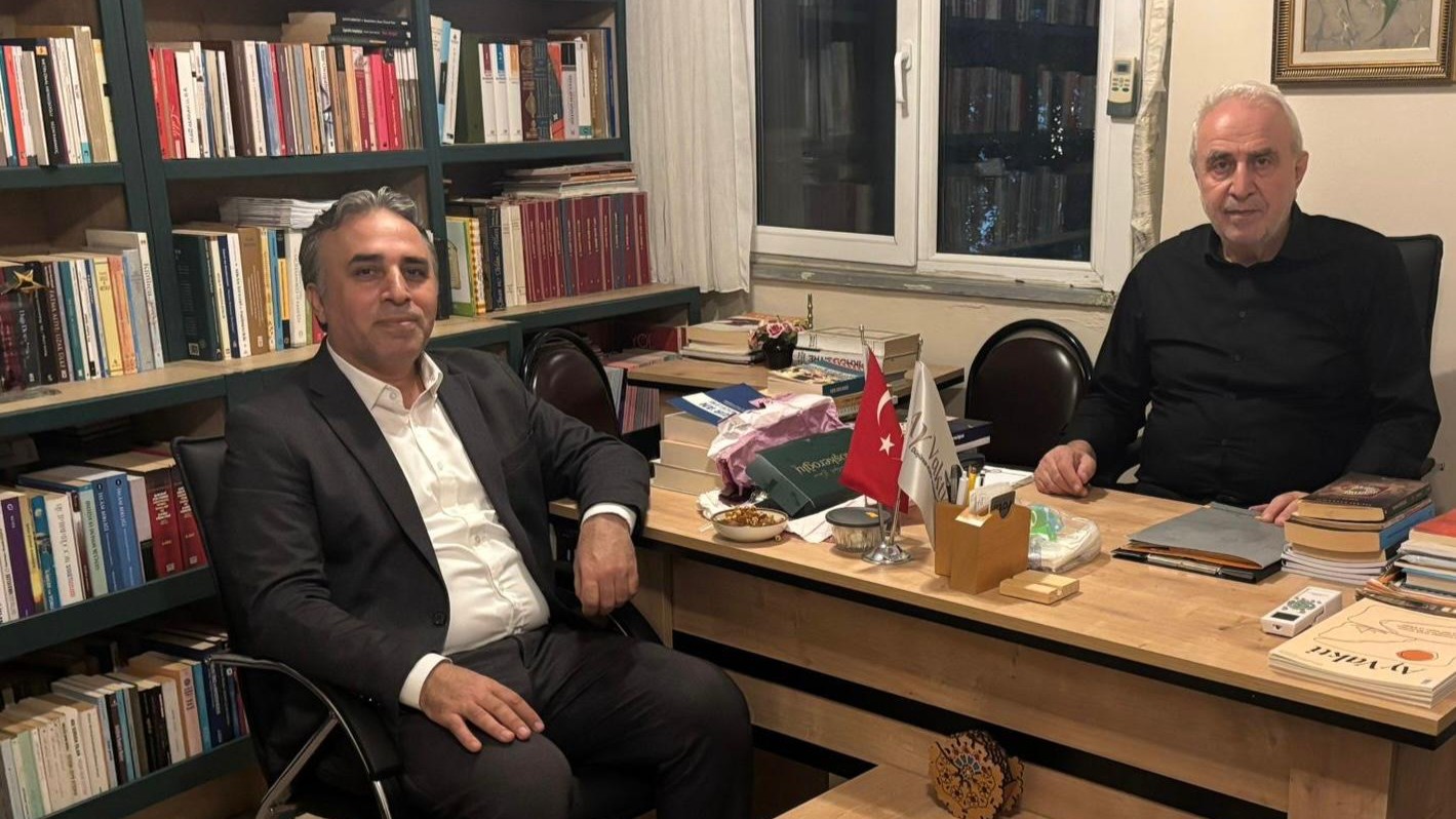Mahmut Bıyıklı’dan Ay Vakti Dergisi’ne Ziyaret