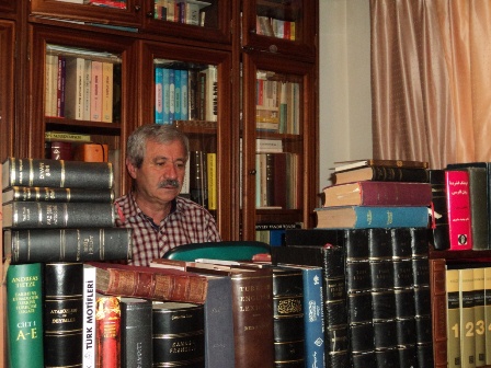 D. Mehmet Doğan'la Söyleşi: Bir Sözlüğün Otuz Yıllık Macerası
