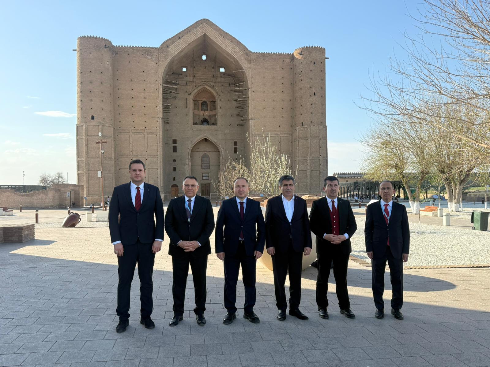 Astana’da İki Hikmet Irmağı: Yûnus Emre ve Şakarim İzinde Bir Maneviyat Yolculuğu