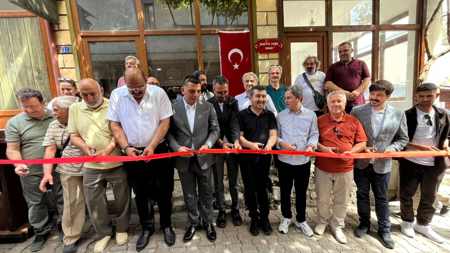 “Nurettin Topçu Sokağı” Kemaliye’de açıldı