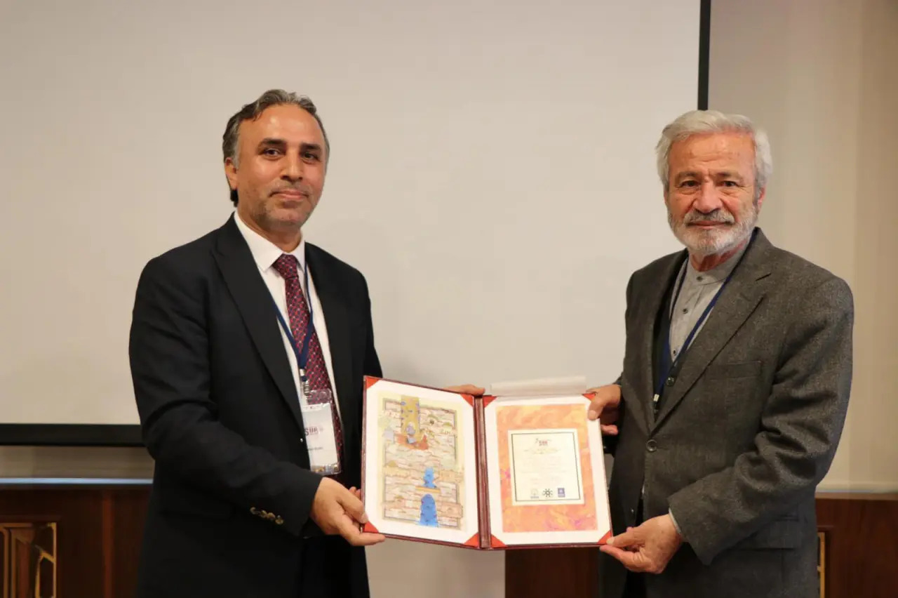 Mahmut Bıyıklı: D. Mehmet Doğan, 'Yazın Ödülü'nü neden reddetti?