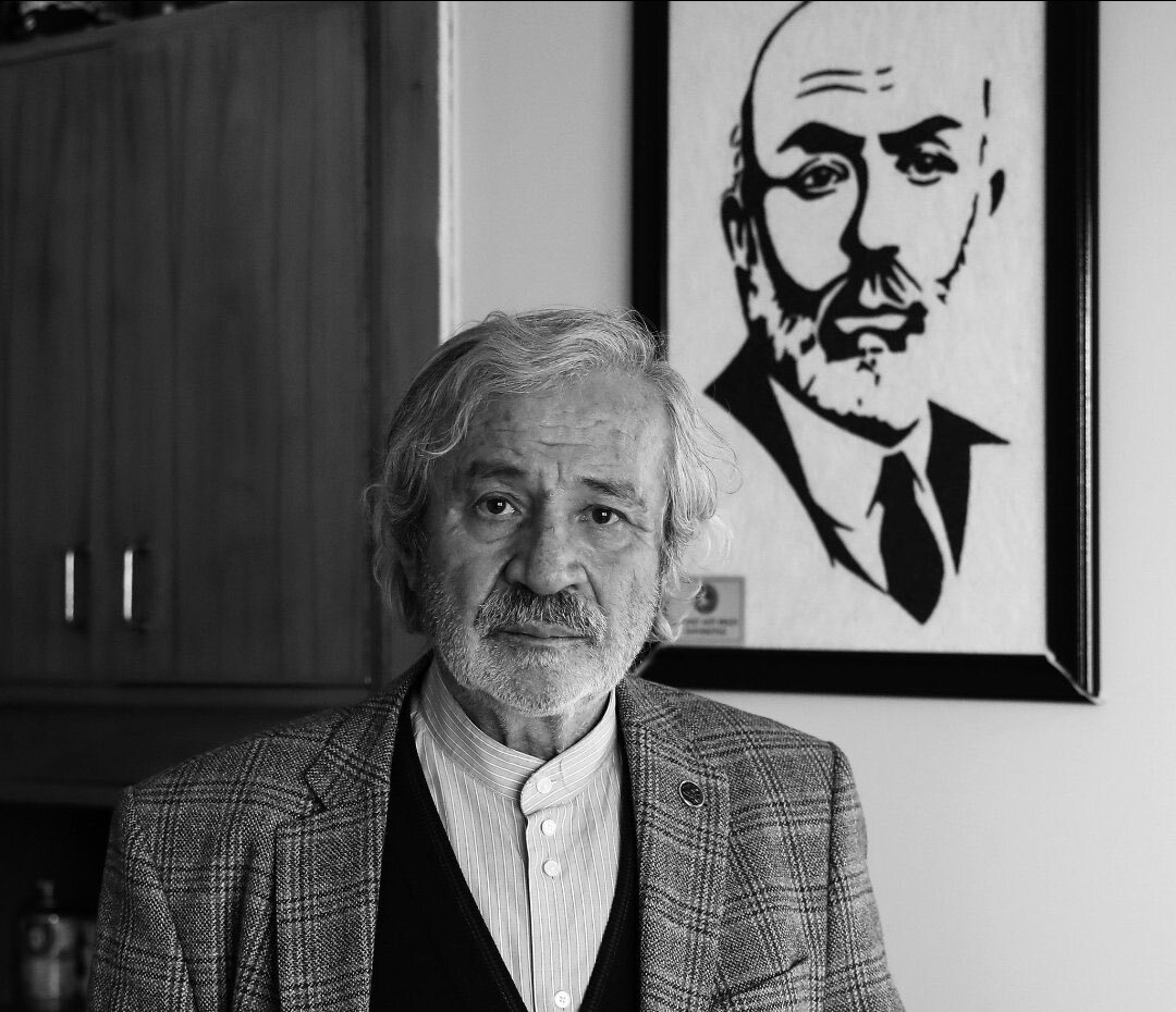 Enver Çapar: D. Mehmet Doğan’ın Hüzünlü Bakışı