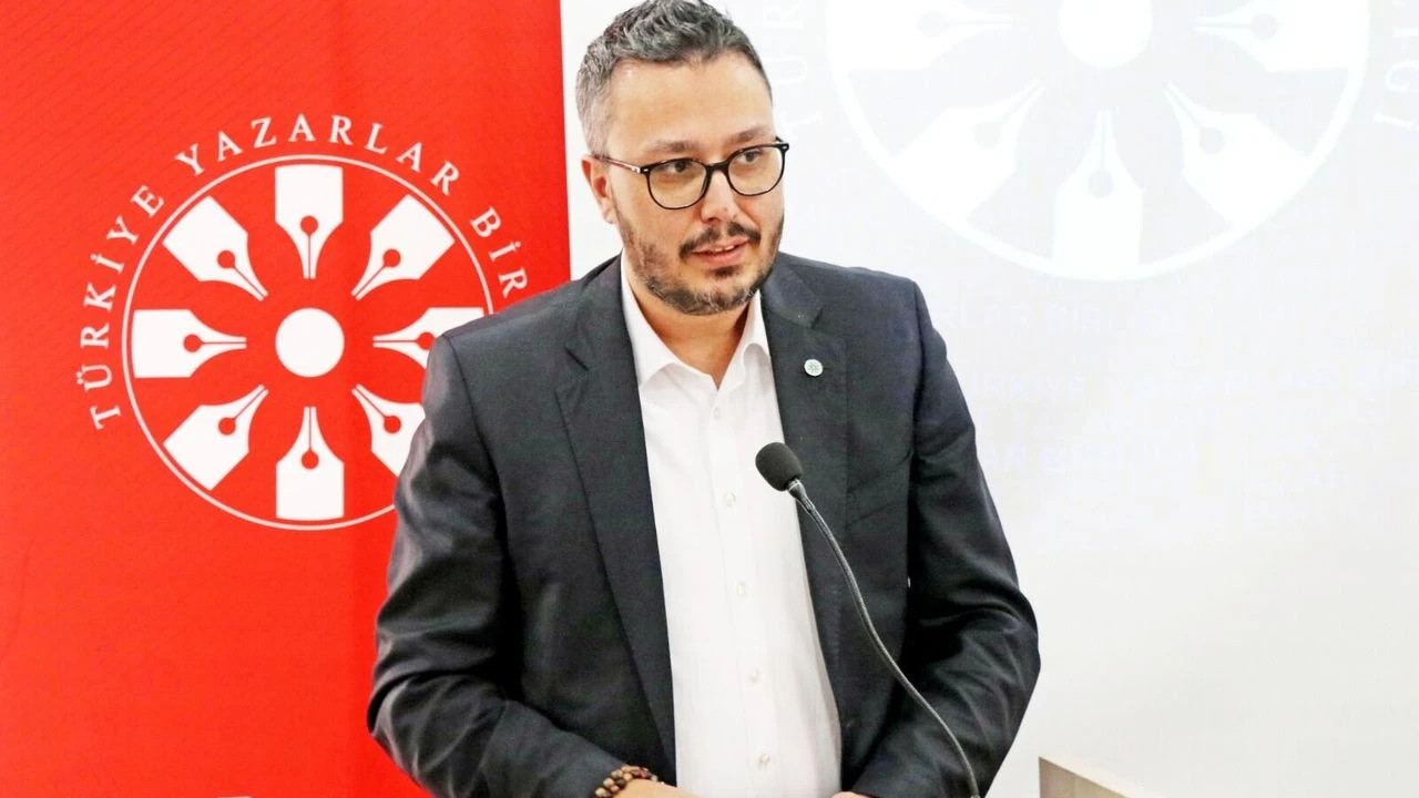 Mekke’den D. Mehmet Doğan Mesajı: "Dili medeniyetimizin kalesi olarak gördü"